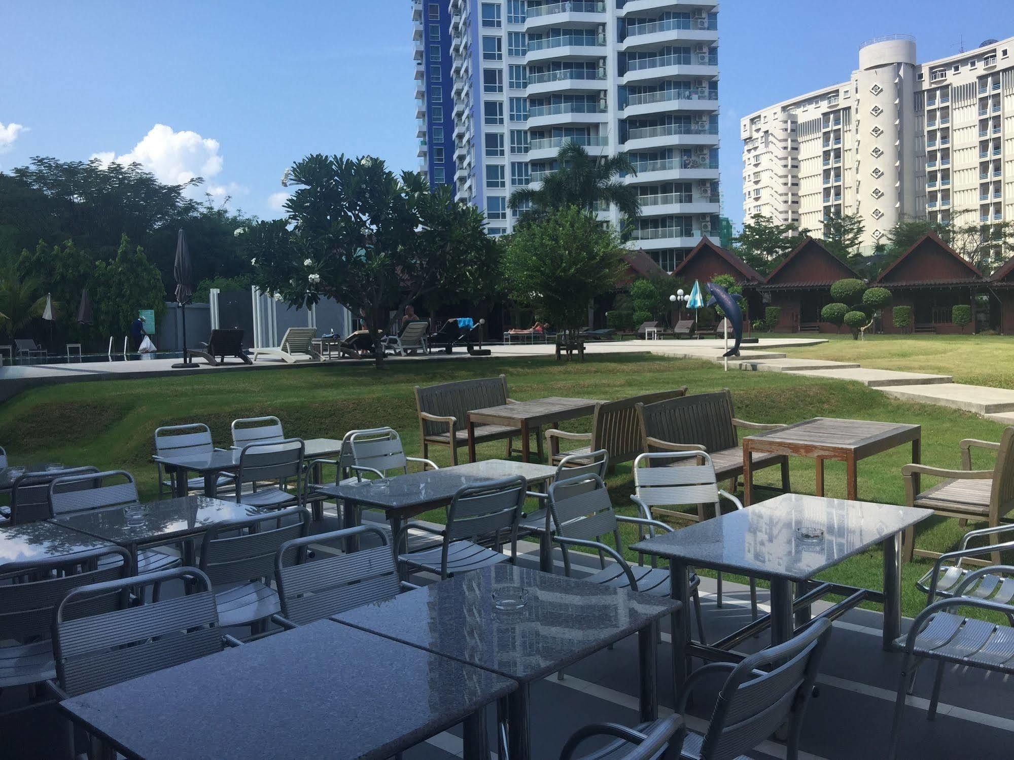 Marsi Pattaya Hotell Eksteriør bilde